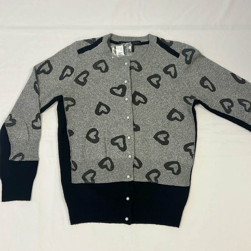 Marc by Marc Jacob’s Grey Heart Button Down Sweater with Pearl Buttons Medium